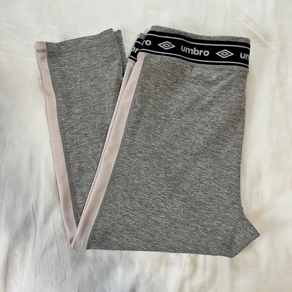 Umbro Gray White Black High Waist Athletic Workout 3/4 Leggings | Size XL - Picture 7 of 7